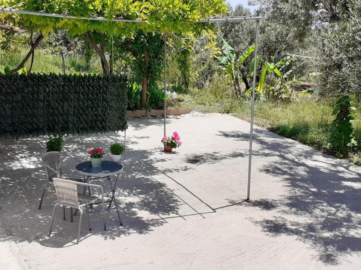Daphnes Apartments Ρατζακλί Εξωτερικό φωτογραφία